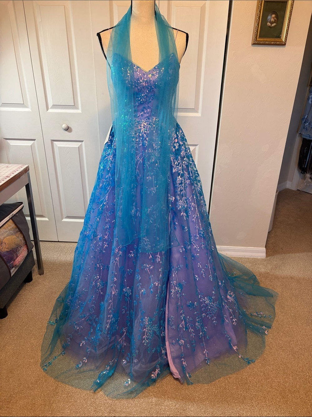 NWT Colors Dress Blue Lilac Sequin Floral Formal Prom Gown - Size 6.